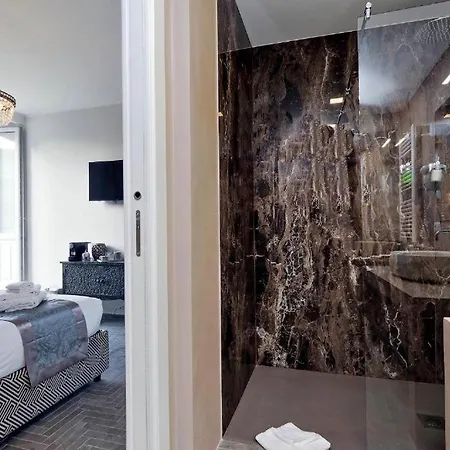 Della Croce Guest house Rome