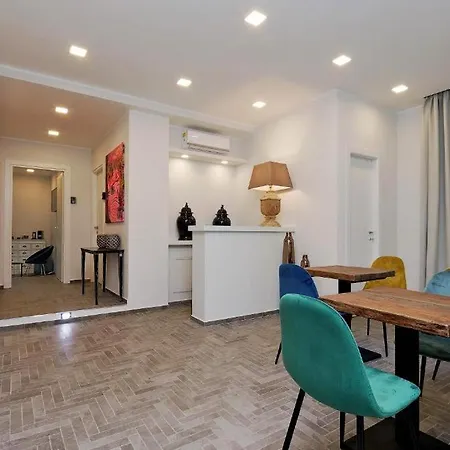 Della Croce Guest house Rome